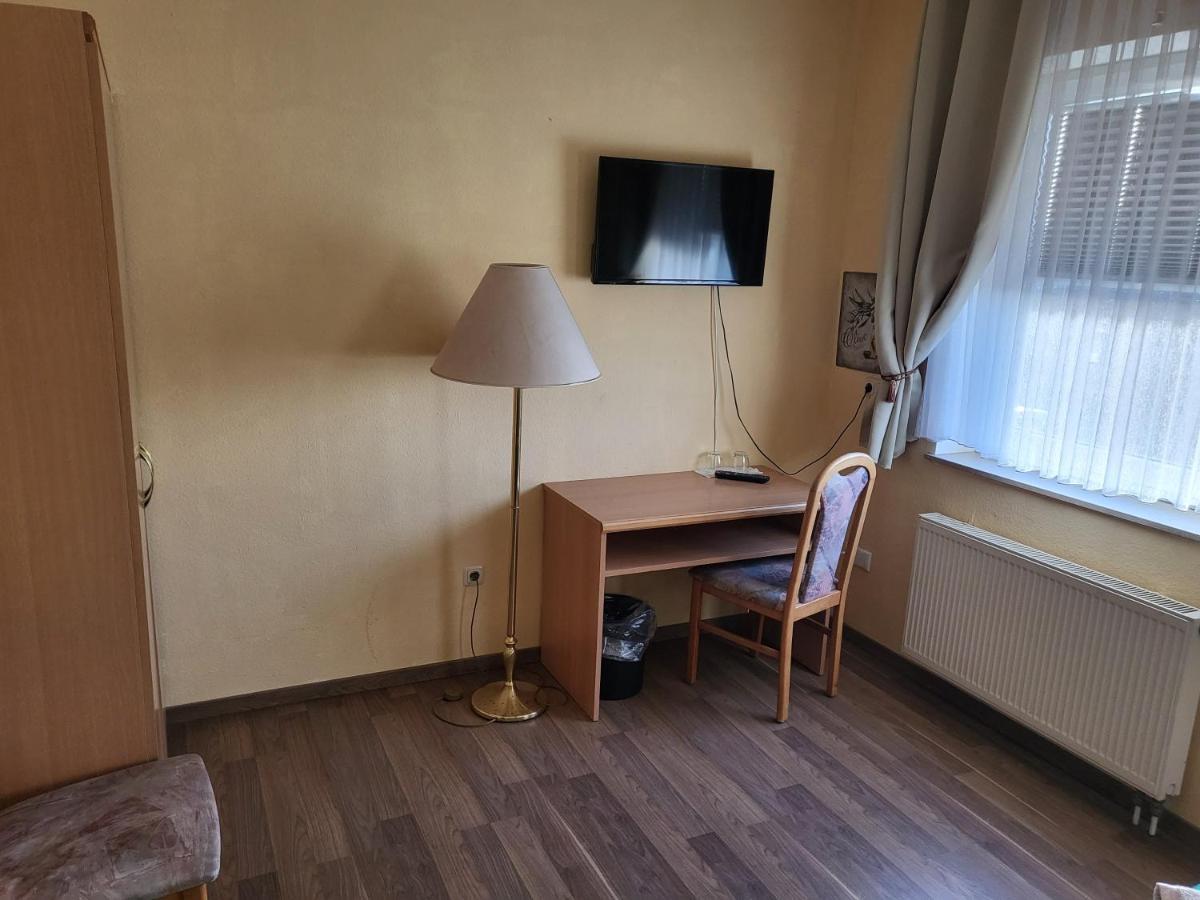 Pension Kuehnauer Hof Dessau-Rosslau Esterno foto